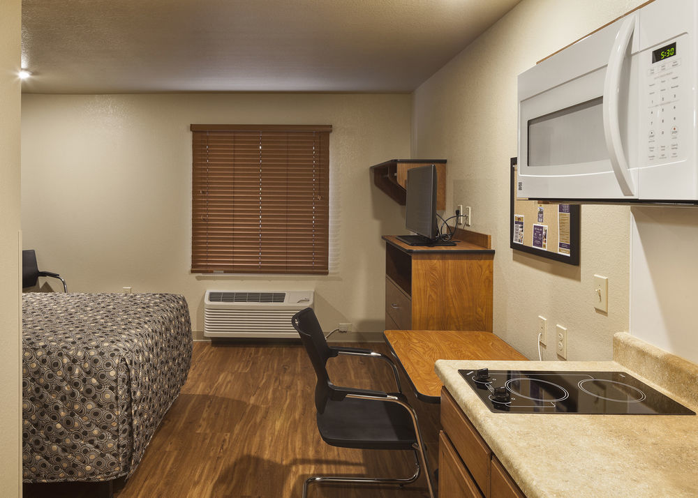 Extended Stay America Select Suites - Cleveland - Airport Fairview Park Kültér fotó